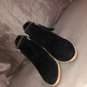 Dolce Bita Booties